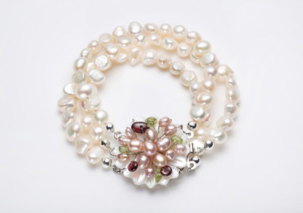 Pearl and semi-precious stone Bracelet