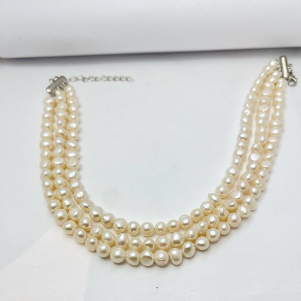 Pearl Choker with extension chain